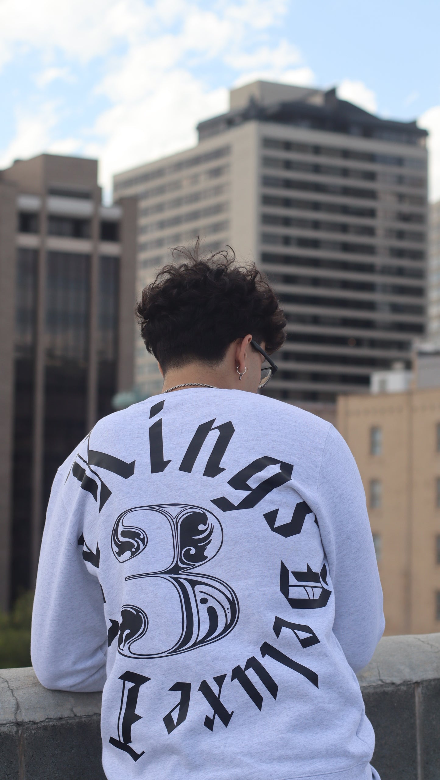 Three Kings Deluxe Circle - Crew Neck